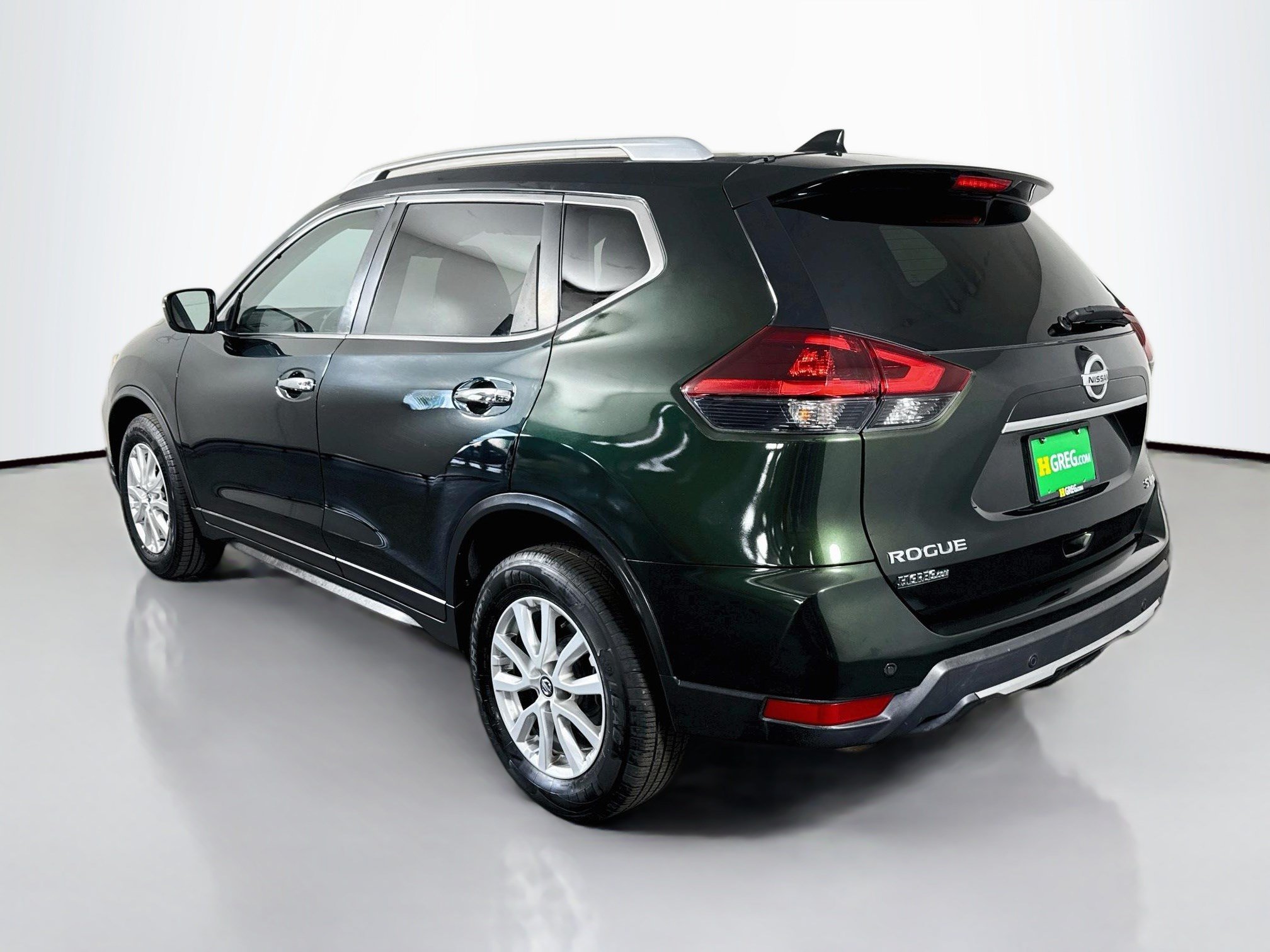 Used 2020 Nissan Rogue SV AWD/4WD image 7