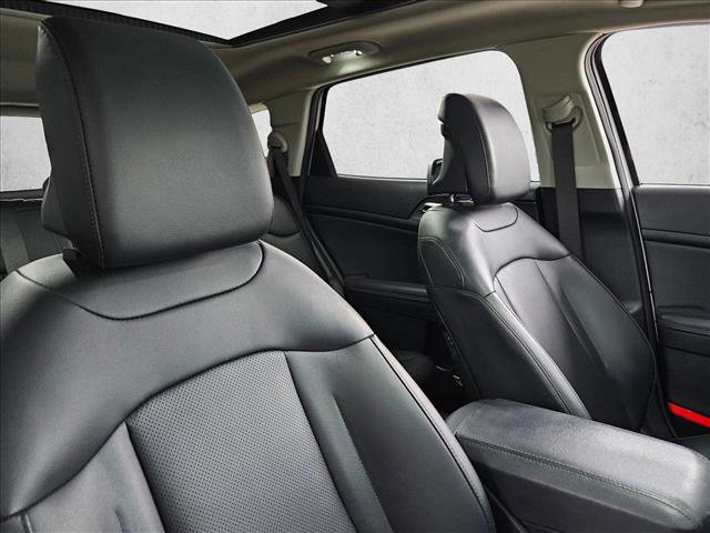 Used 2023 Kia Sportage SX image 24