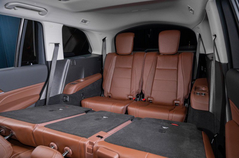 New 2026 Mercedes-Benz GLS 450 4MATIC image 33