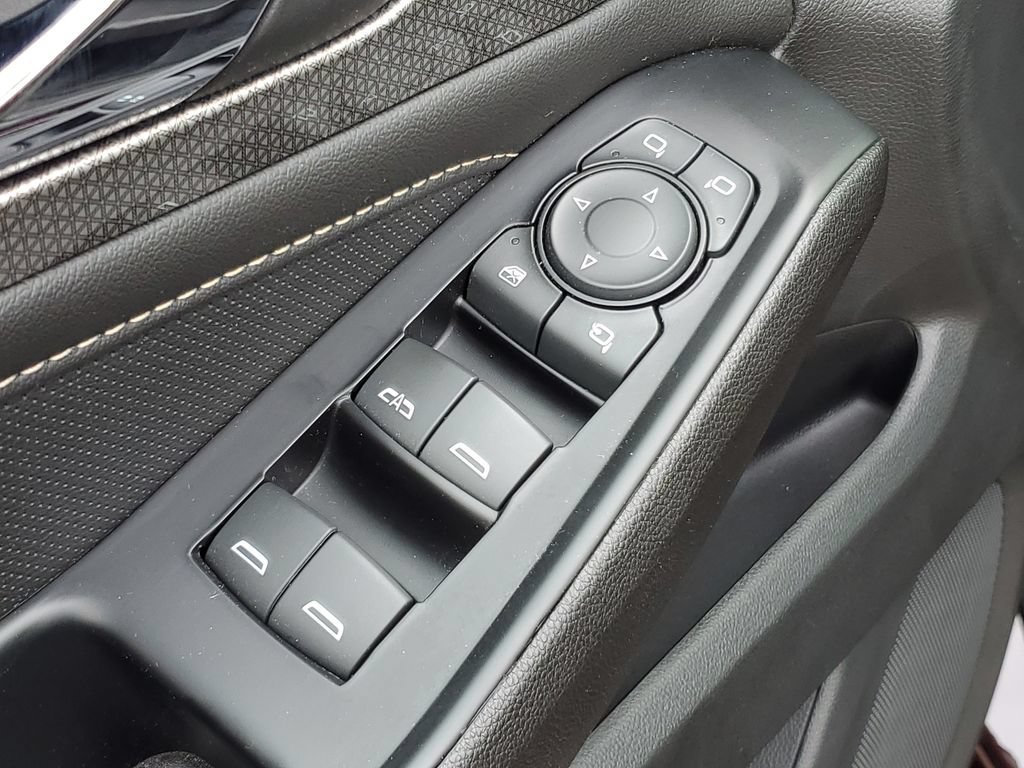 Certified 2023 Chevrolet Traverse Premier AWD/4WD image 24