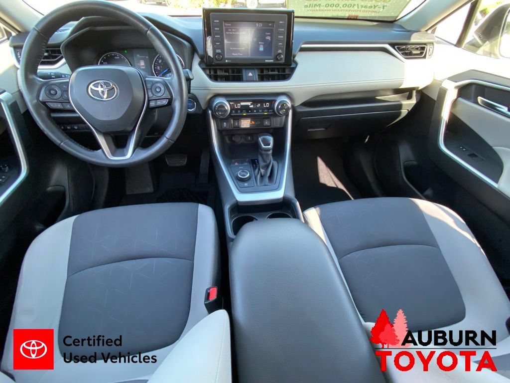 Certified 2021 Toyota RAV4 XLE w/ Convenience Package AWD/4WD image 28