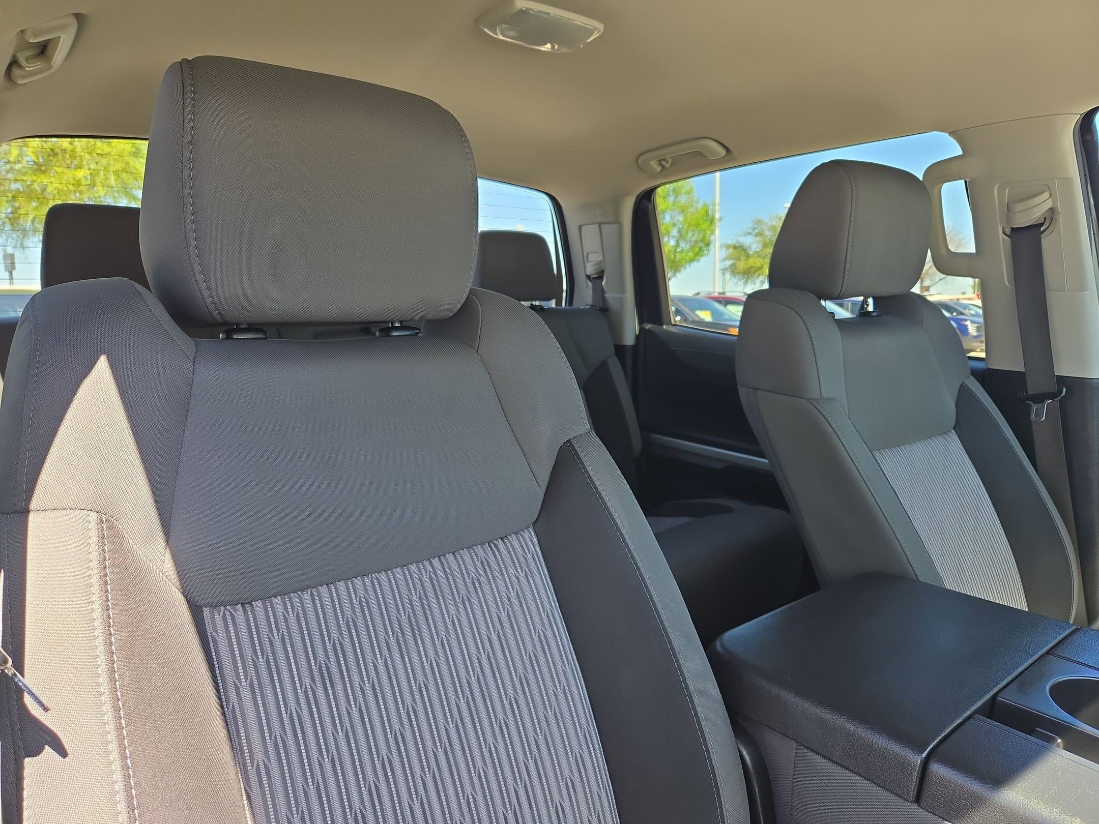 Used 2017 Toyota Tundra SR5 image 30