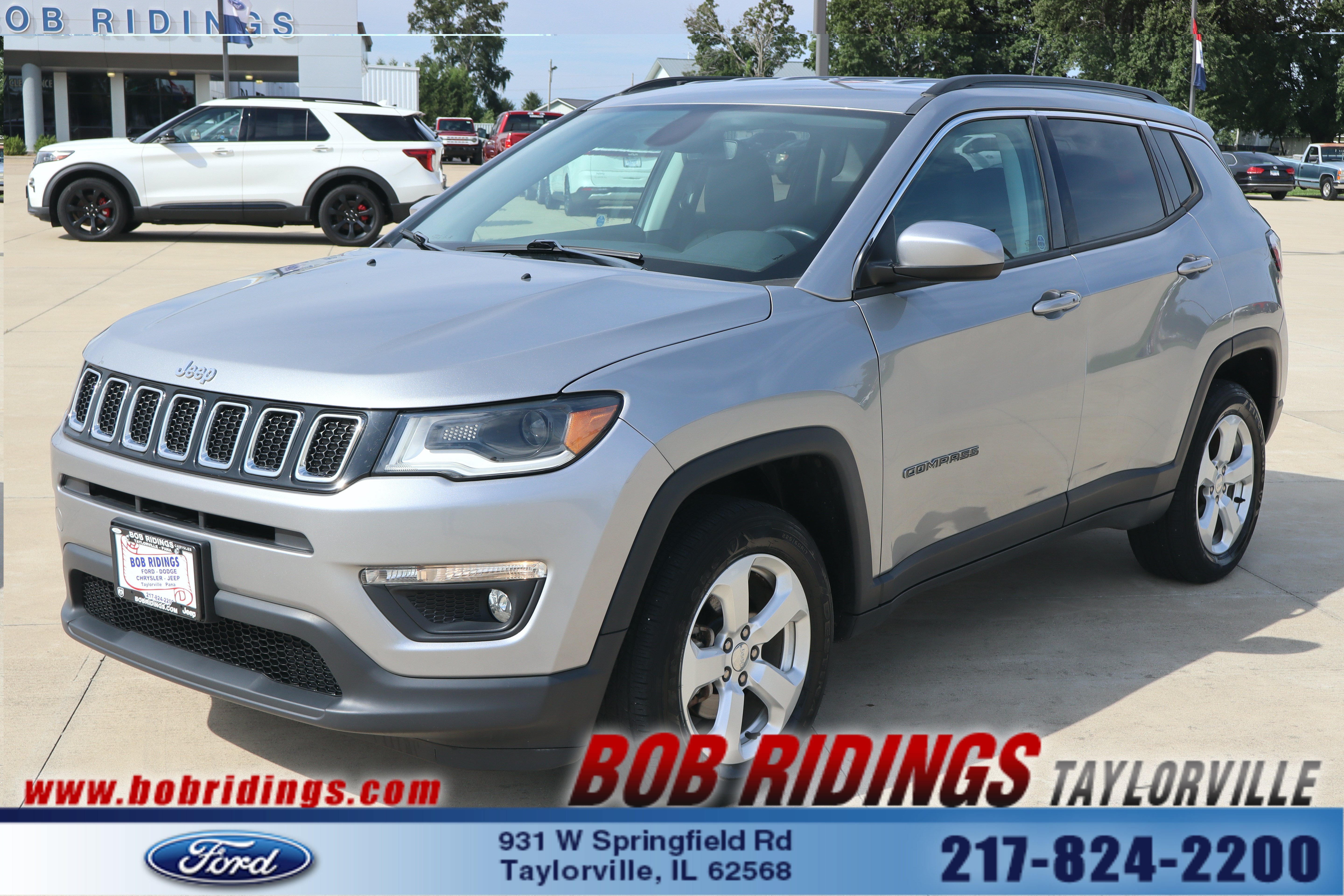 Used 2020 Jeep Compass Latitude w/ Cold Weather Group AWD/4WD image 1