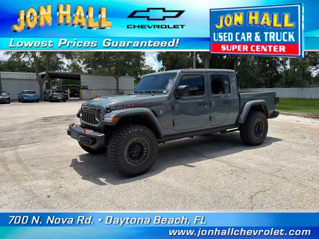 Used 2025 Jeep Gladiator Mojave AWD/4WD image 2