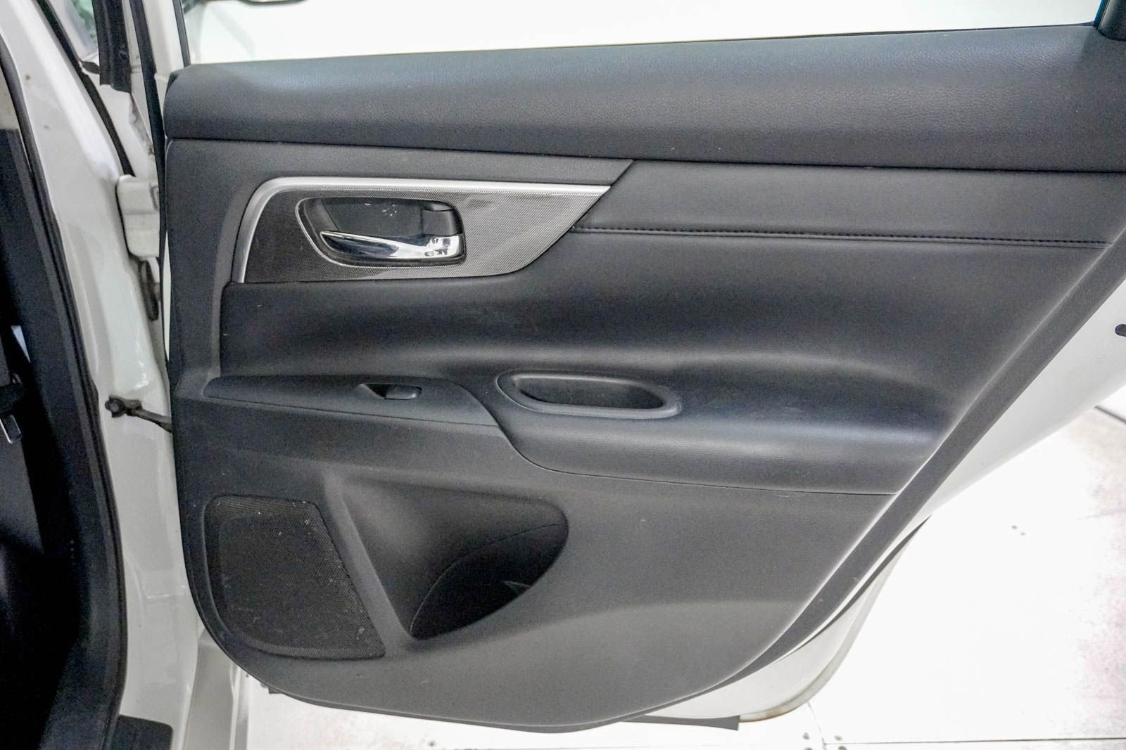 Used 2013 Nissan Altima 2.5 SL w/ 2.5 Moonroof Pkg FWD image 34