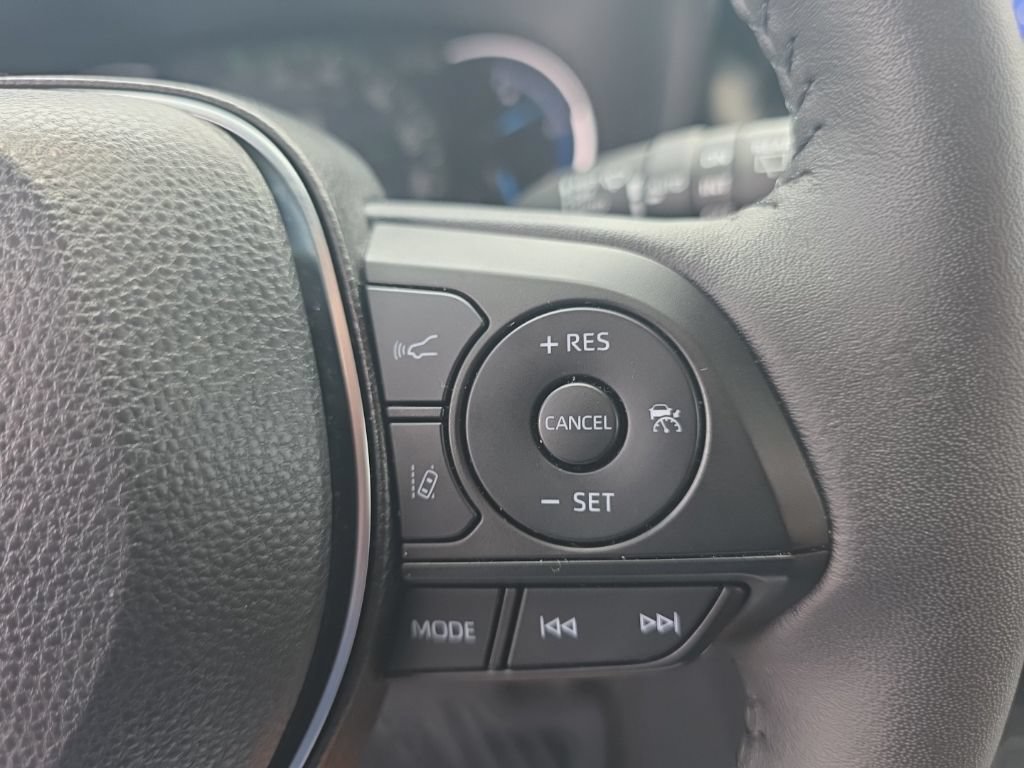 Certified 2025 Toyota RAV4 XSE w/ Weather Package AWD/4WD image 19