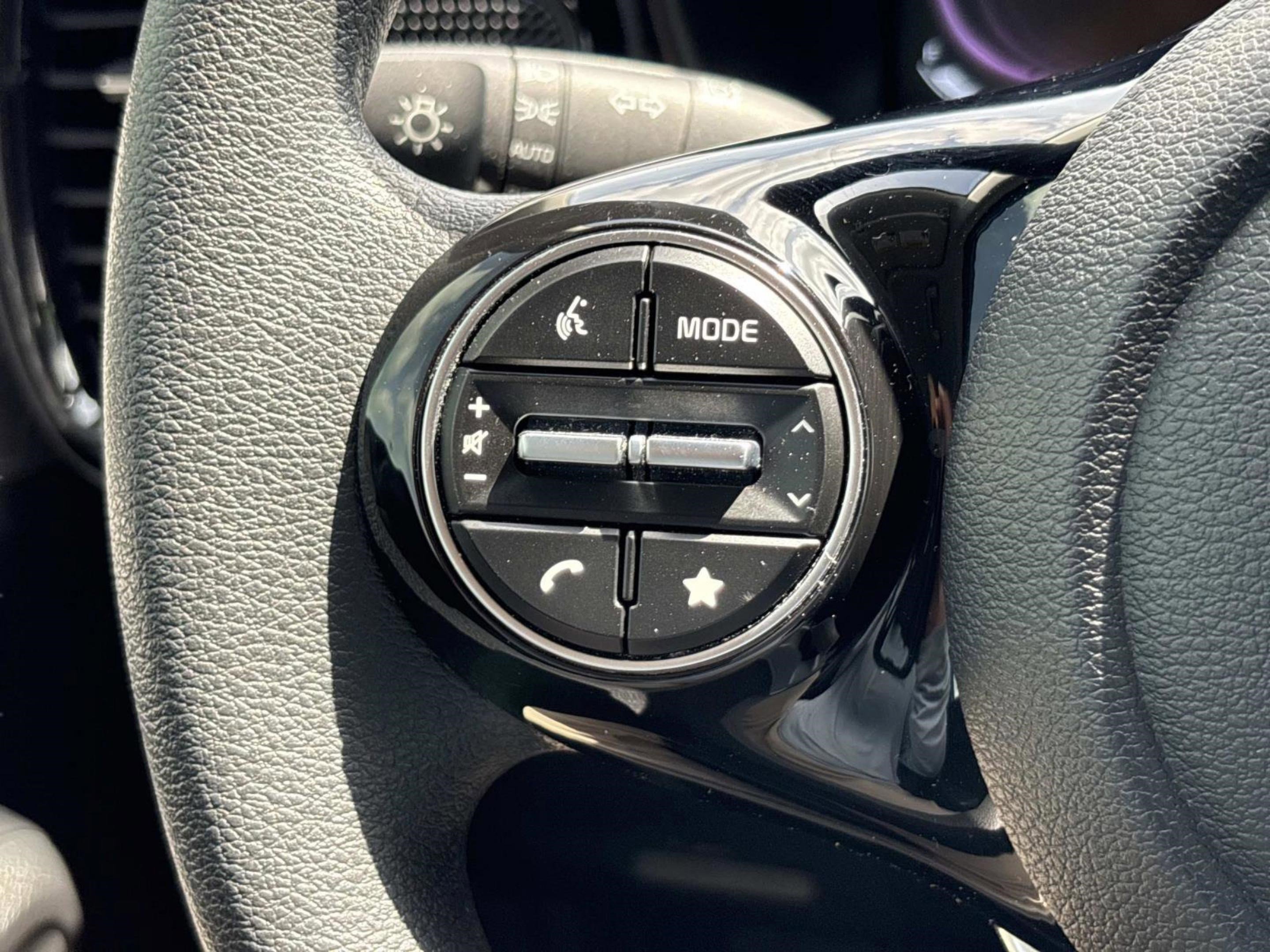 Used 2024 Kia Soul S FWD image 23