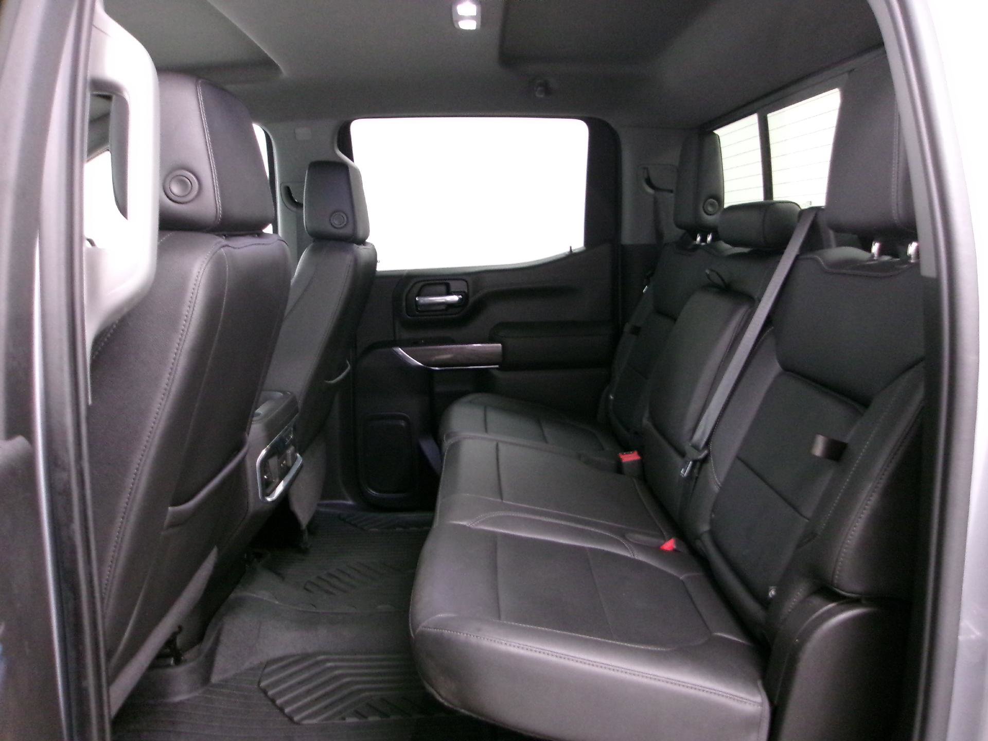 Certified 2021 Chevrolet Silverado 1500 LTZ w/ Technology Package AWD/4WD image 10