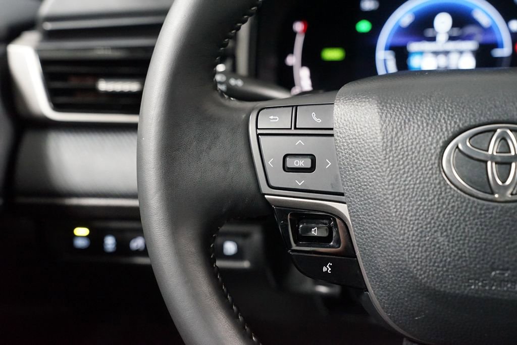 Certified 2025 Toyota Camry SE image 14