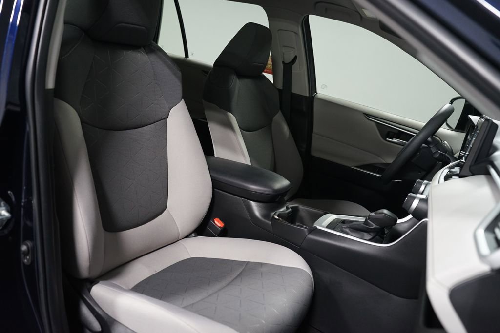 Certified 2022 Toyota RAV4 XLE w/ Convenience Package image 27