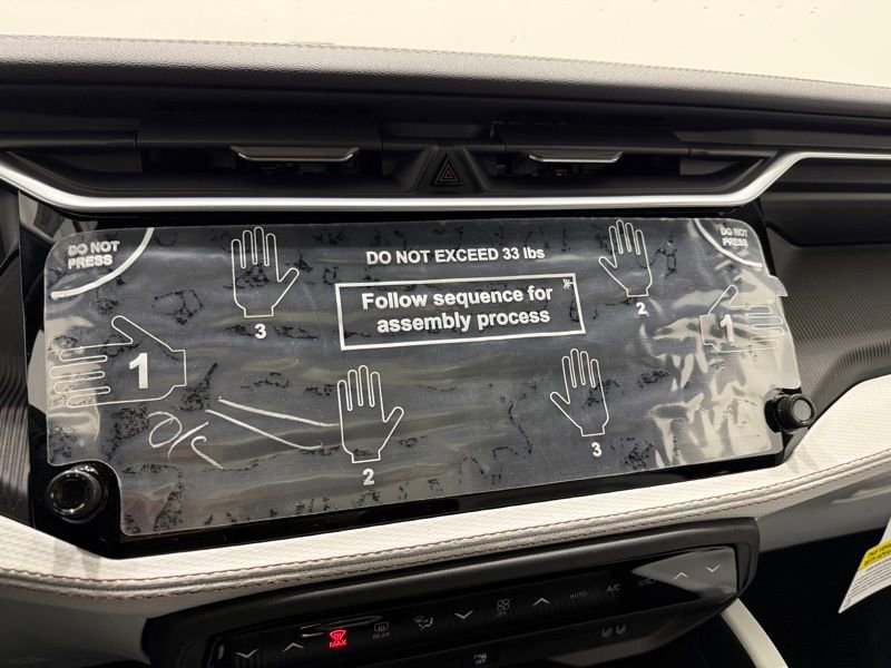 New 2026 Jeep Cherokee Overland image 33