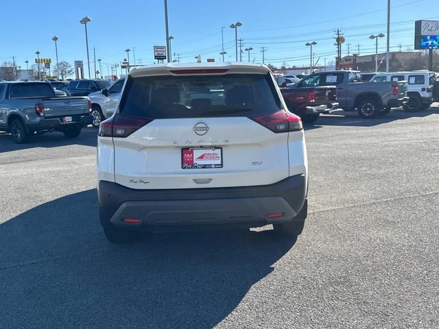 Used 2023 Nissan Rogue SV image 5