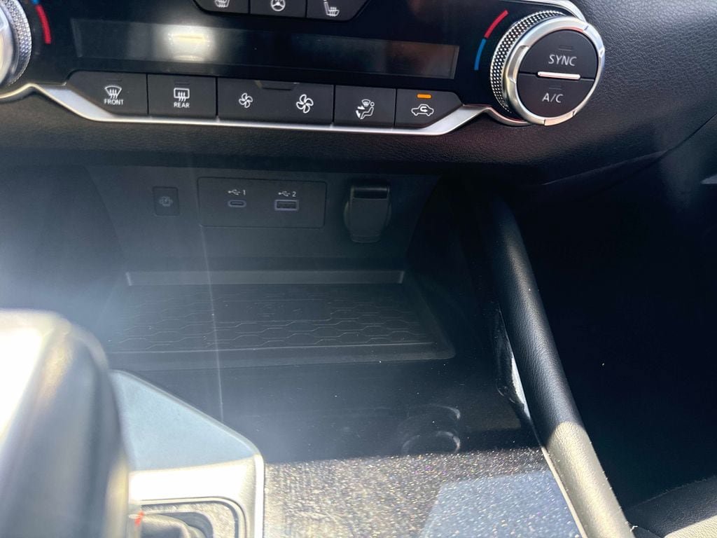 Certified 2023 Nissan Altima 2.0 SR FWD image 35