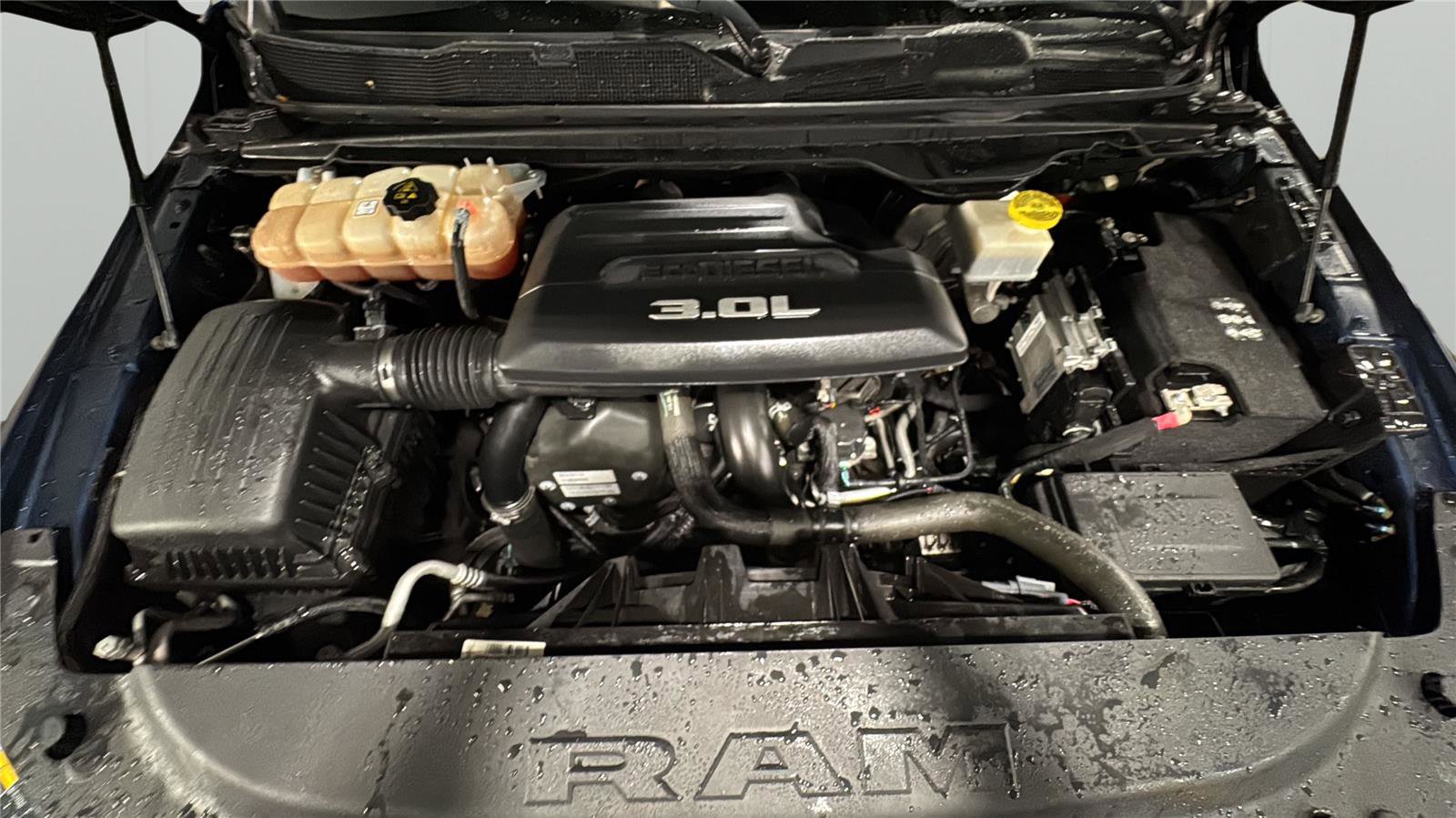 Used 2021 RAM 1500 Big Horn AWD/4WD image 9