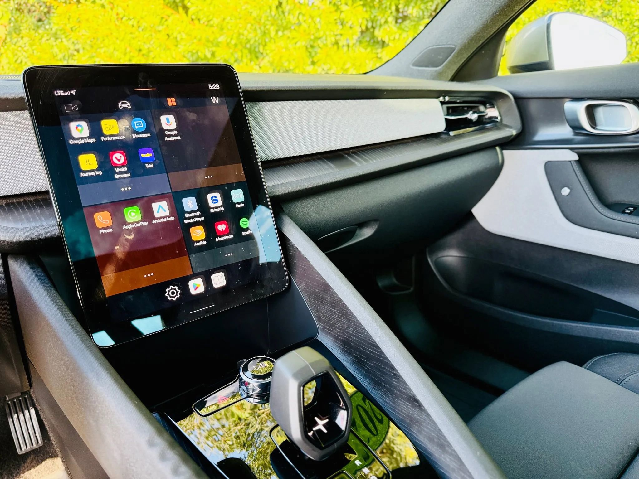 Used 2021 Polestar Polestar 2 Launch Edition Hatchback 4D image 26