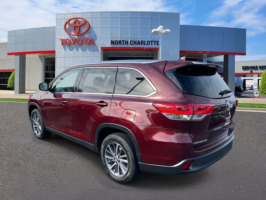 Used 2019 Toyota Highlander XLE image 7