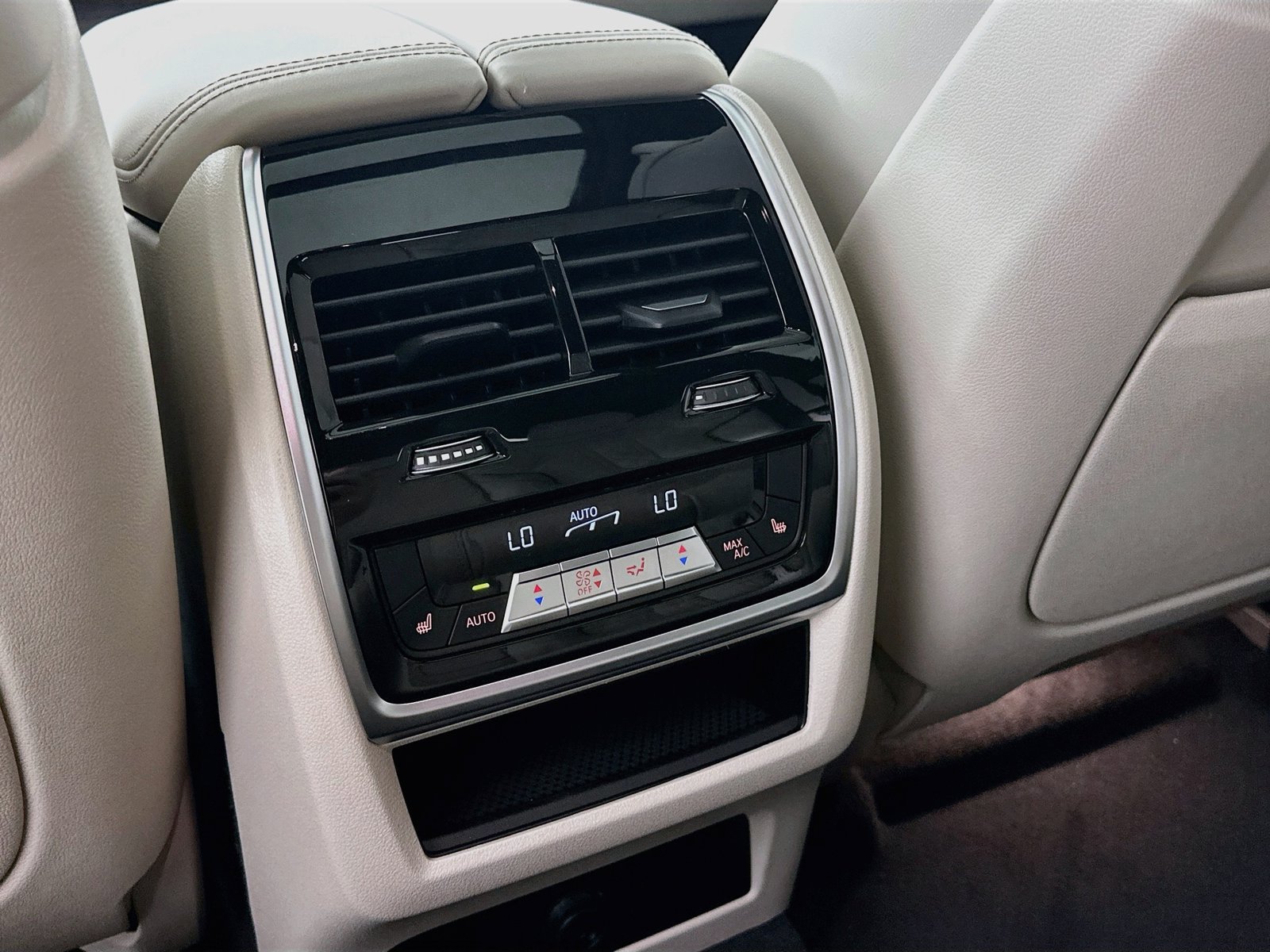 New 2027 BMW X6 xDrive40i AWD/4WD image 37