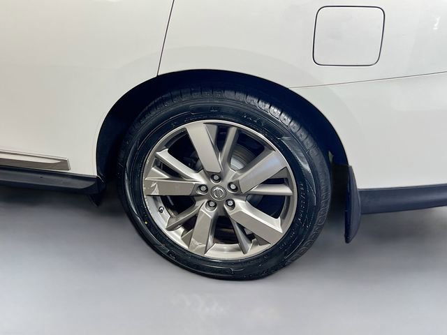 Used 2014 Nissan Pathfinder Platinum image 24