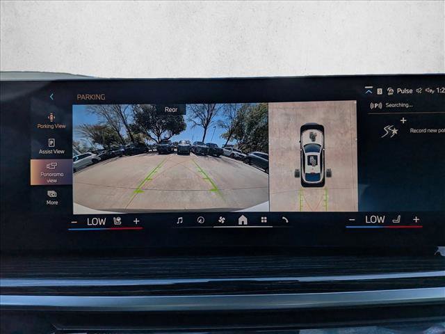 Used 2026 BMW X6 xDrive40i w/ Climate Comfort Package image 14