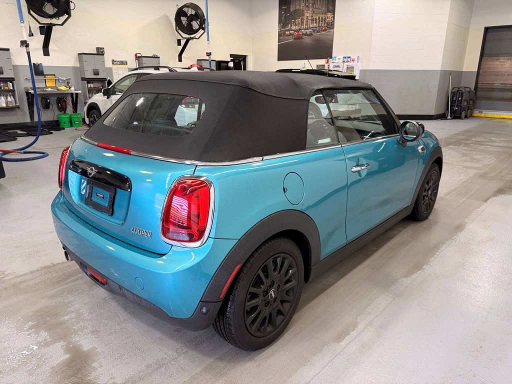 Used 2020 MINI Cooper Convertible image 6