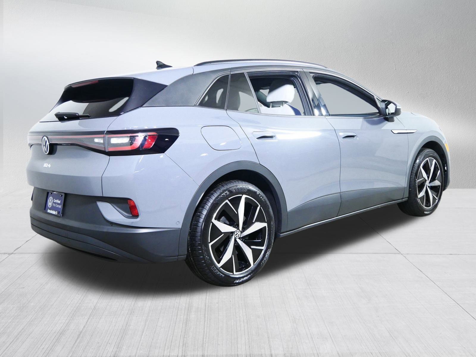 Used 2023 Volkswagen ID.4 S image 7