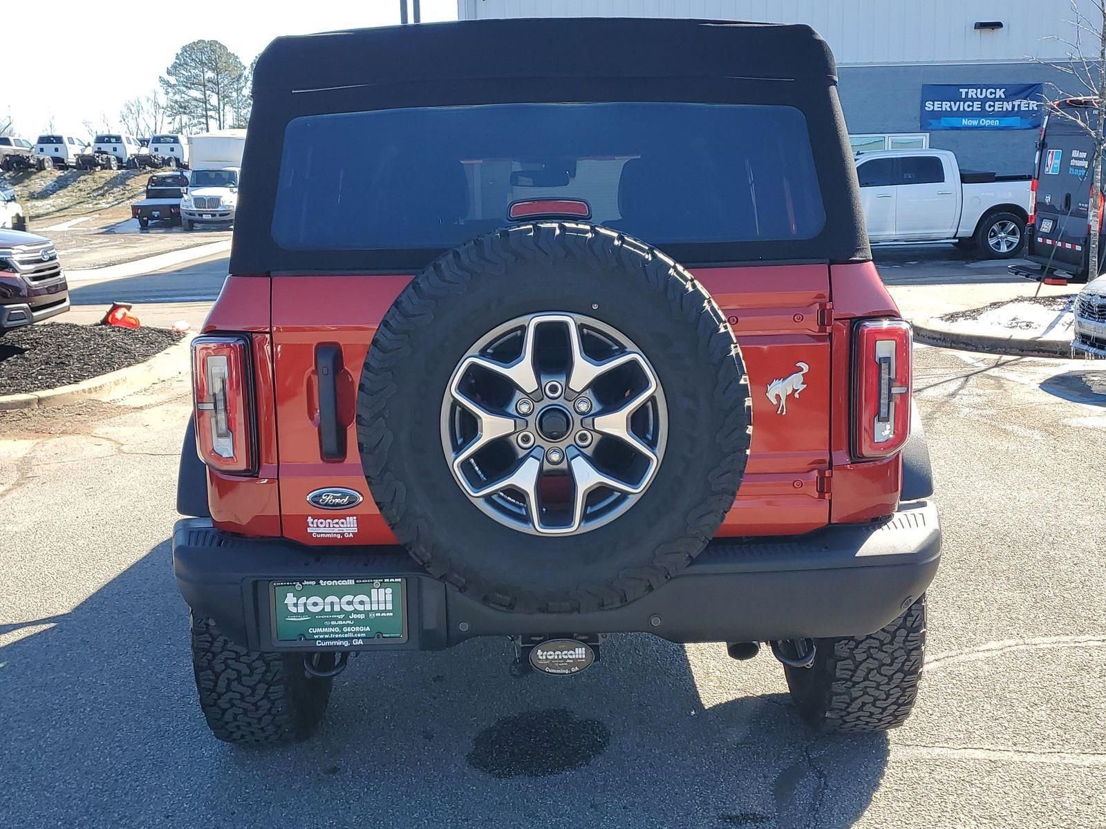 Used 2023 Ford Bronco Badlands AWD/4WD image 5