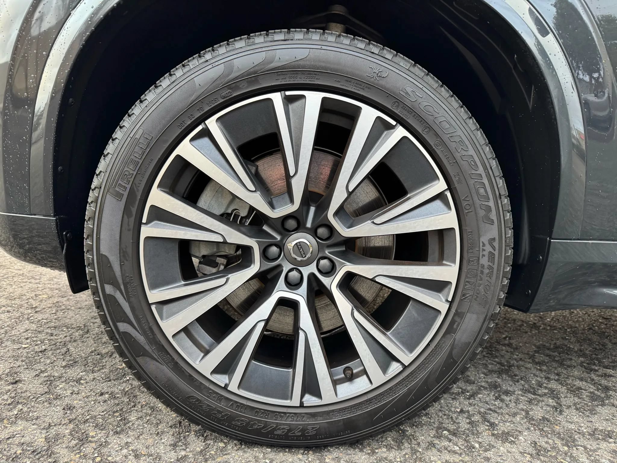 Used 2022 Volvo XC90 T8 Inscription Expression w/ Advanced Package AWD/4WD image 19