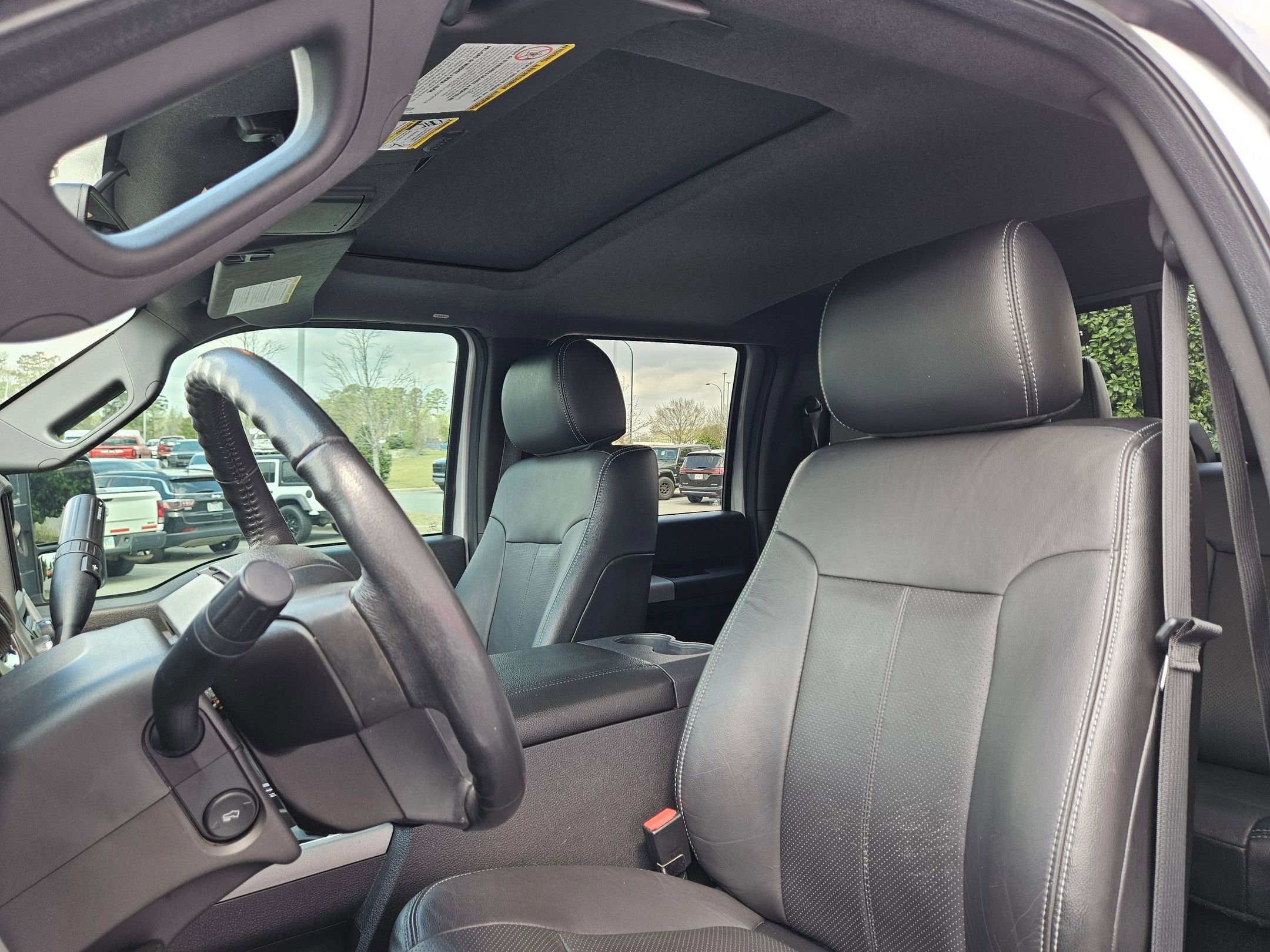 Used 2015 Ford F250 Lariat w/ Lariat Ultimate Package image 20