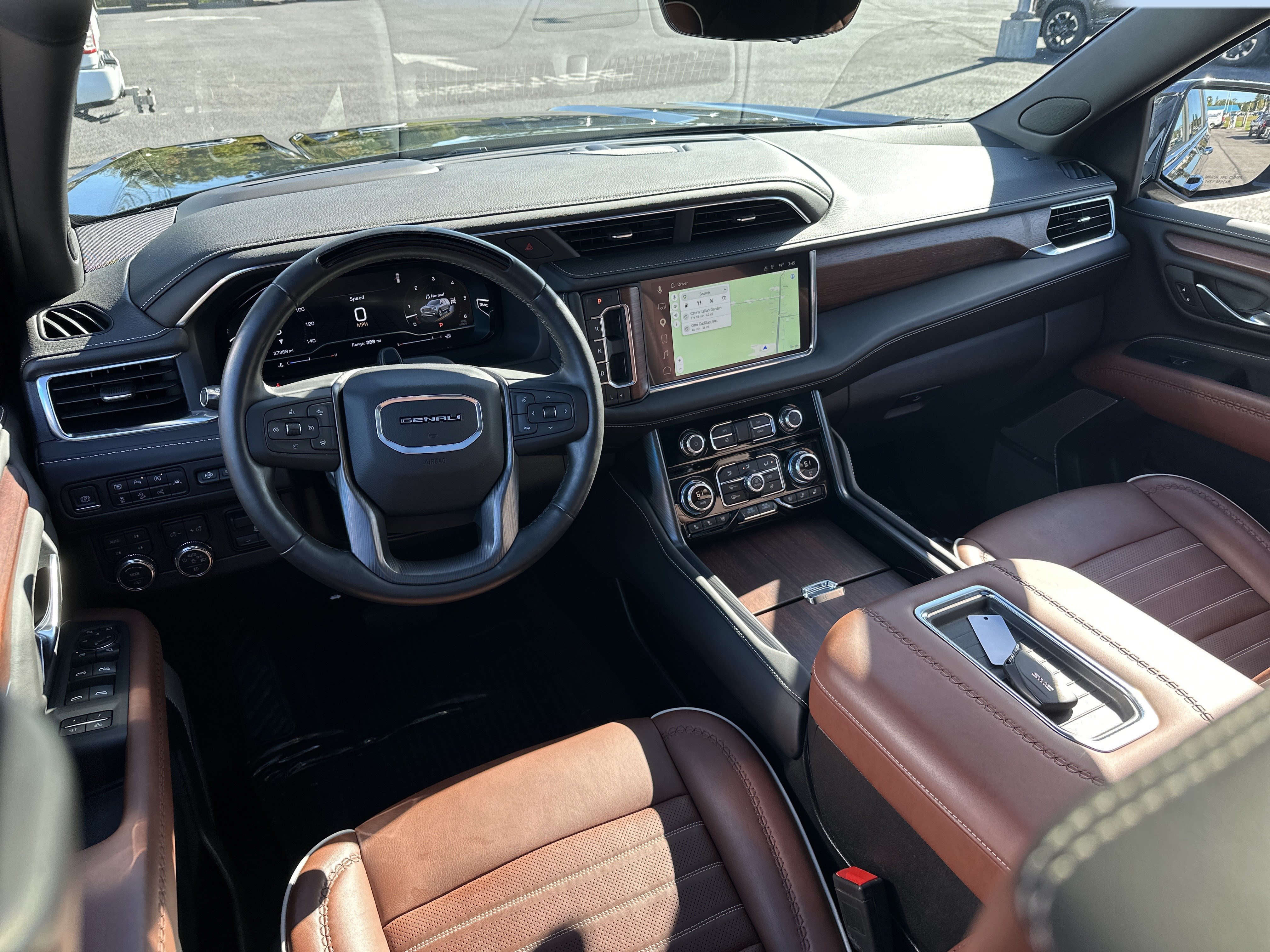 Certified 2023 GMC Yukon Denali Ultimate AWD/4WD image 9