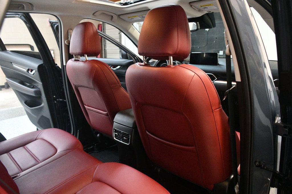 Used 2022 MAZDA CX-5 Carbon Edition image 38