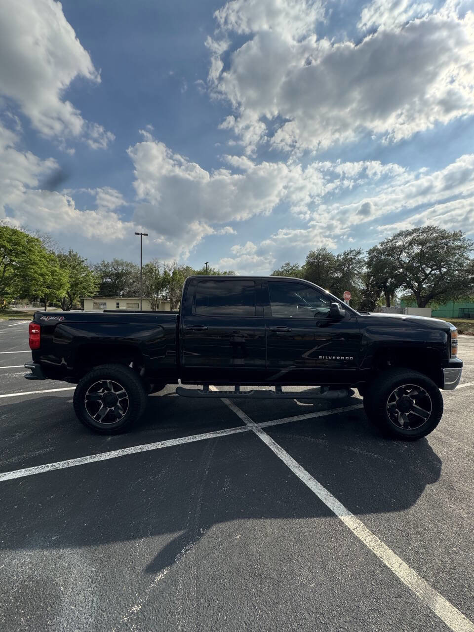 Used 2015 Chevrolet Silverado 1500 LT w/ LT Convenience Package AWD/4WD image 7