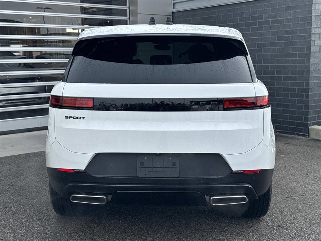 New 2025 Land Rover Range Rover Sport SE image 5