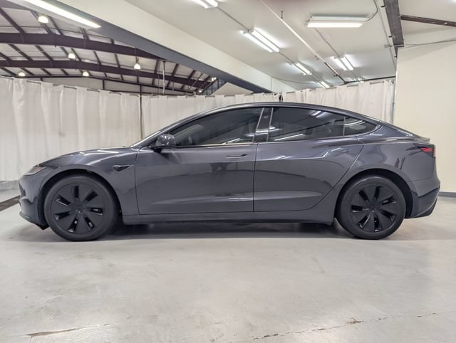 Used 2024 Tesla Model 3 Standard Range RWD image 23