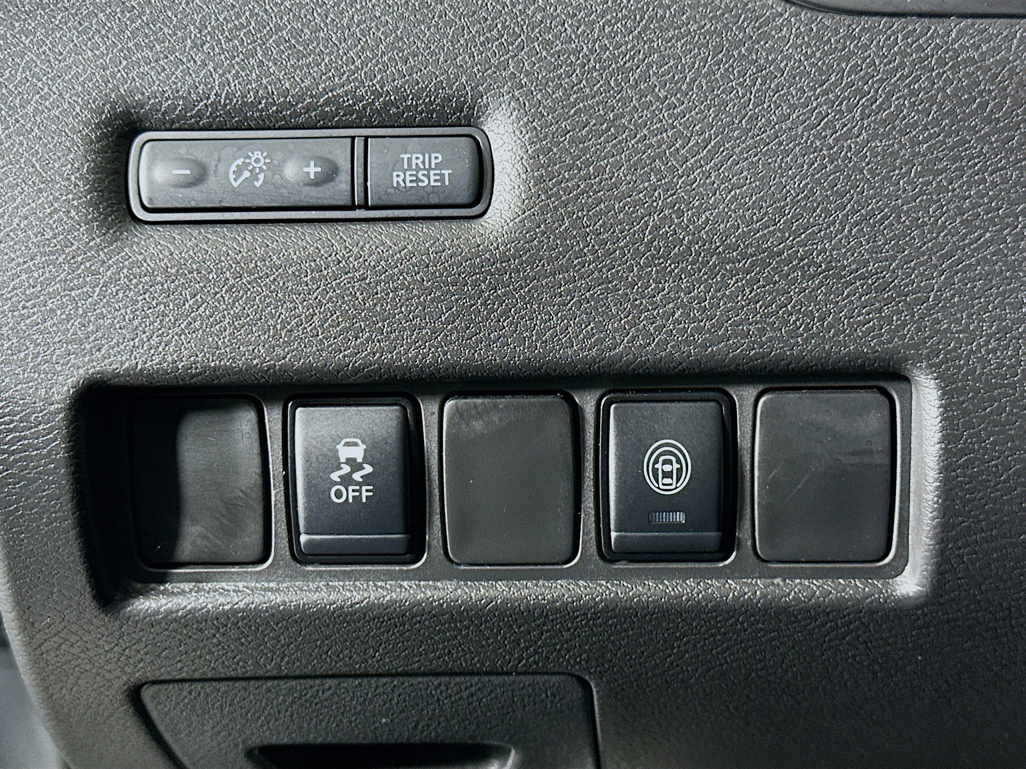 Used 2024 Nissan Murano SV w/ SV Midnight Edition Package image 15