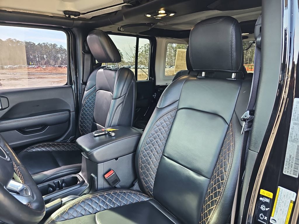 Used 2023 Jeep Wrangler Altitude image 20