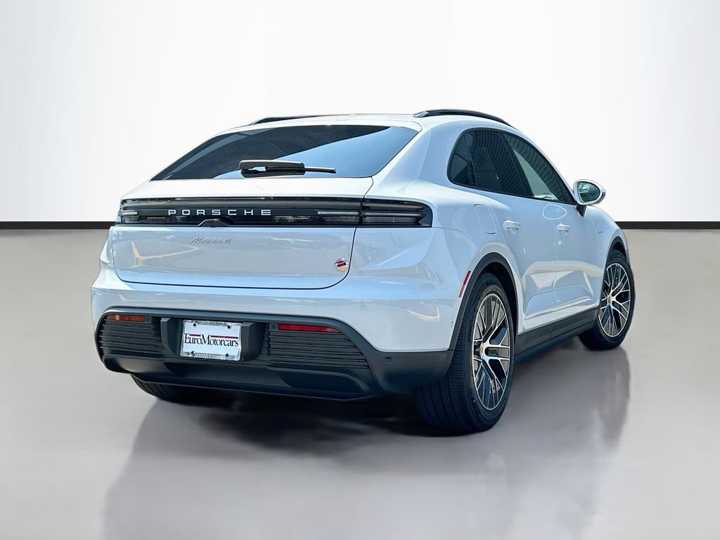 New 2026 Porsche Macan 4 Electric AWD/4WD image 9