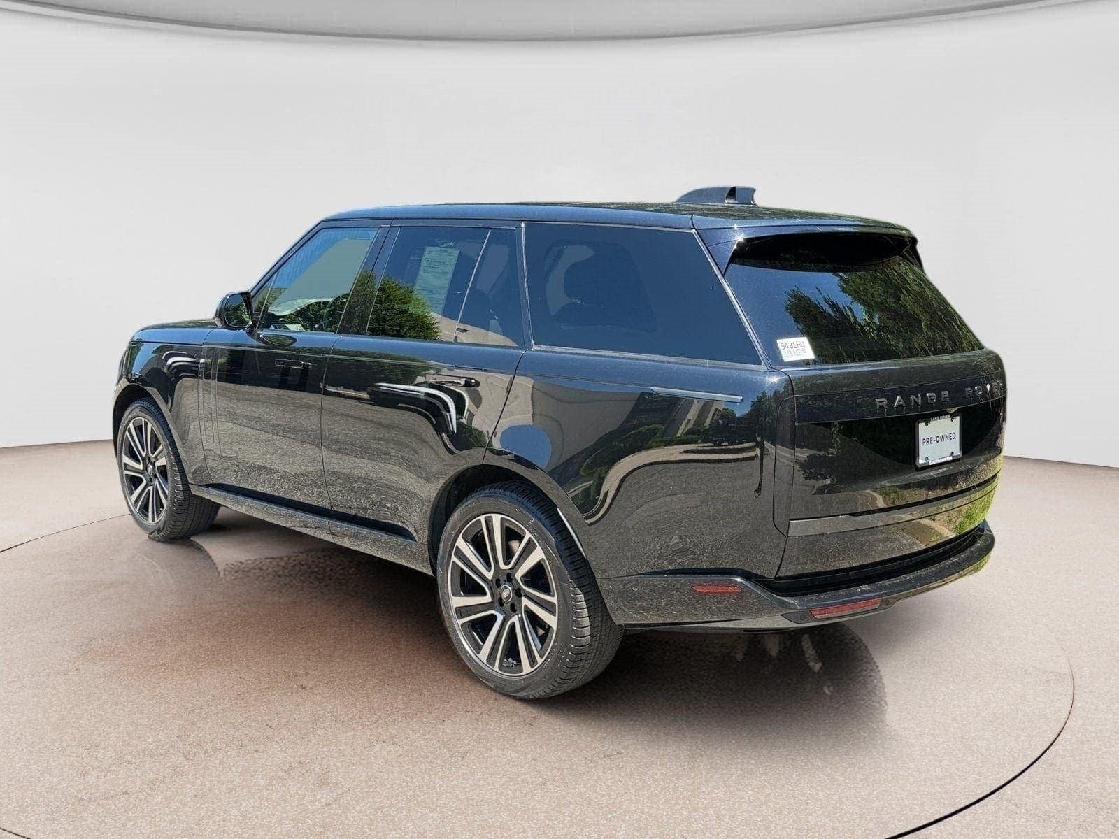 Certified 2023 Land Rover Range Rover SE AWD/4WD image 3