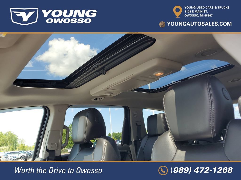 Used 2017 Chevrolet Traverse Premier AWD/4WD image 9