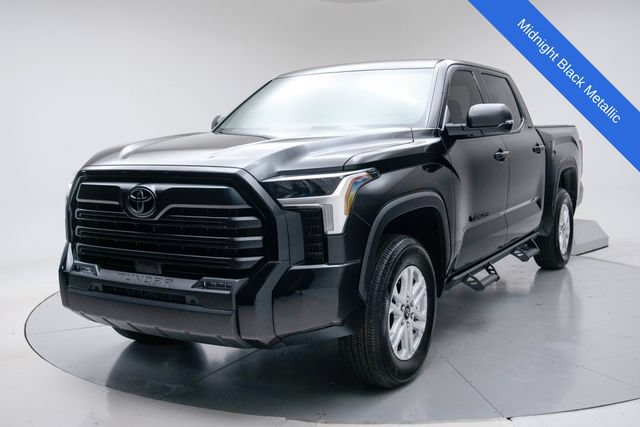 Used 2025 Toyota Tundra SR5 w/ SR5 Convenience Package AWD/4WD image 3