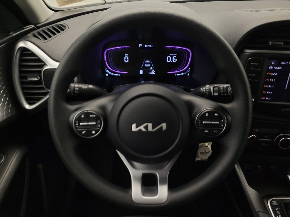 Used 2025 Kia Soul S image 22