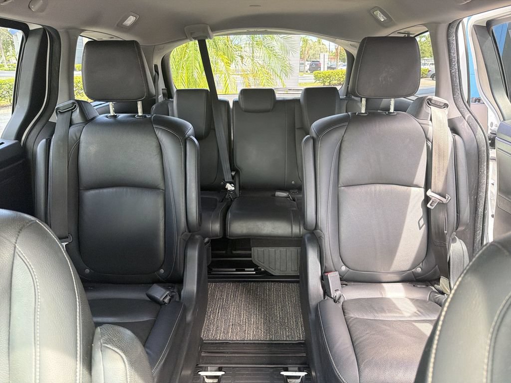 Used 2022 Honda Odyssey Touring image 14