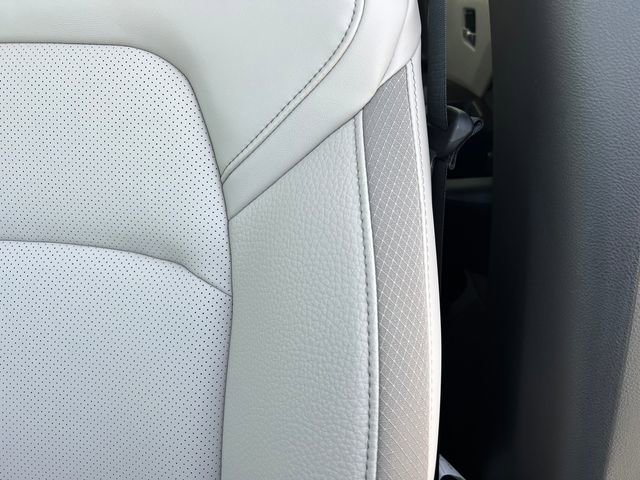 New 2026 Nissan Pathfinder SL image 13