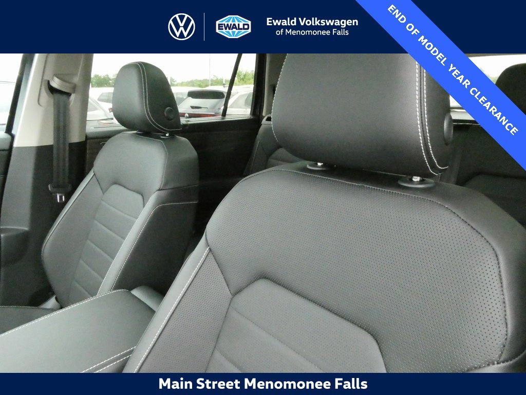 Certified 2025 Volkswagen Atlas SEL image 39