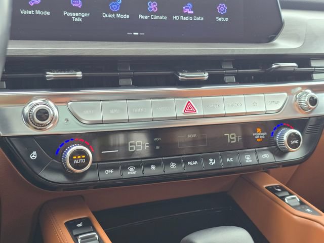 Certified 2025 Kia Telluride SX Prestige X-Line AWD/4WD image 32