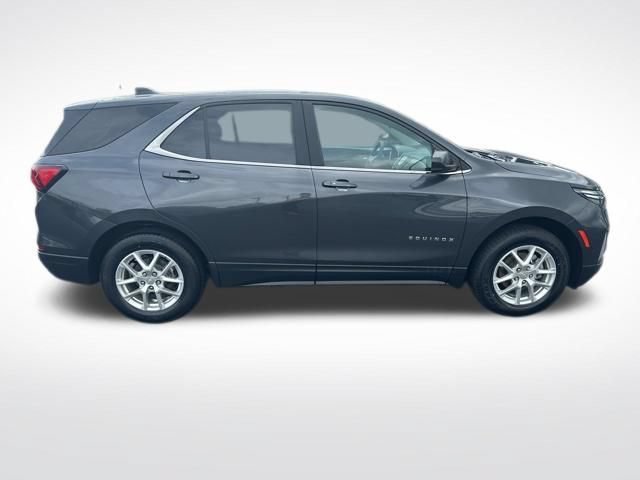 Used 2023 Chevrolet Equinox LT w/ LPO, Floor Liner Package AWD/4WD image 6
