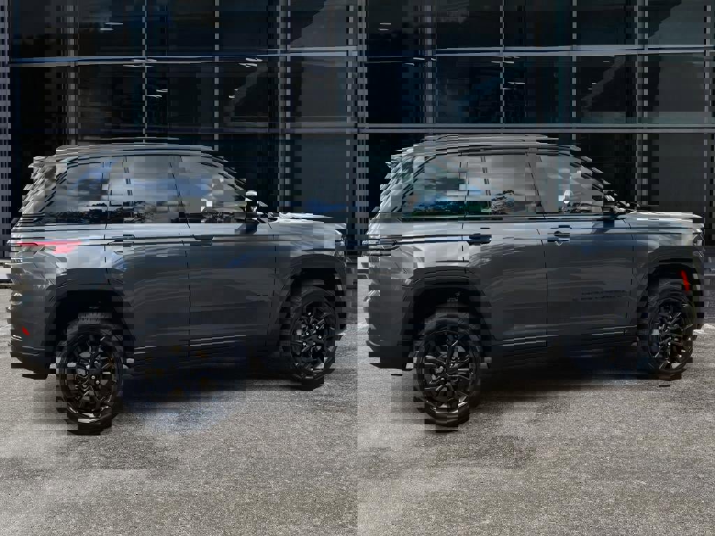 New 2025 Jeep Grand Cherokee Limited image 8