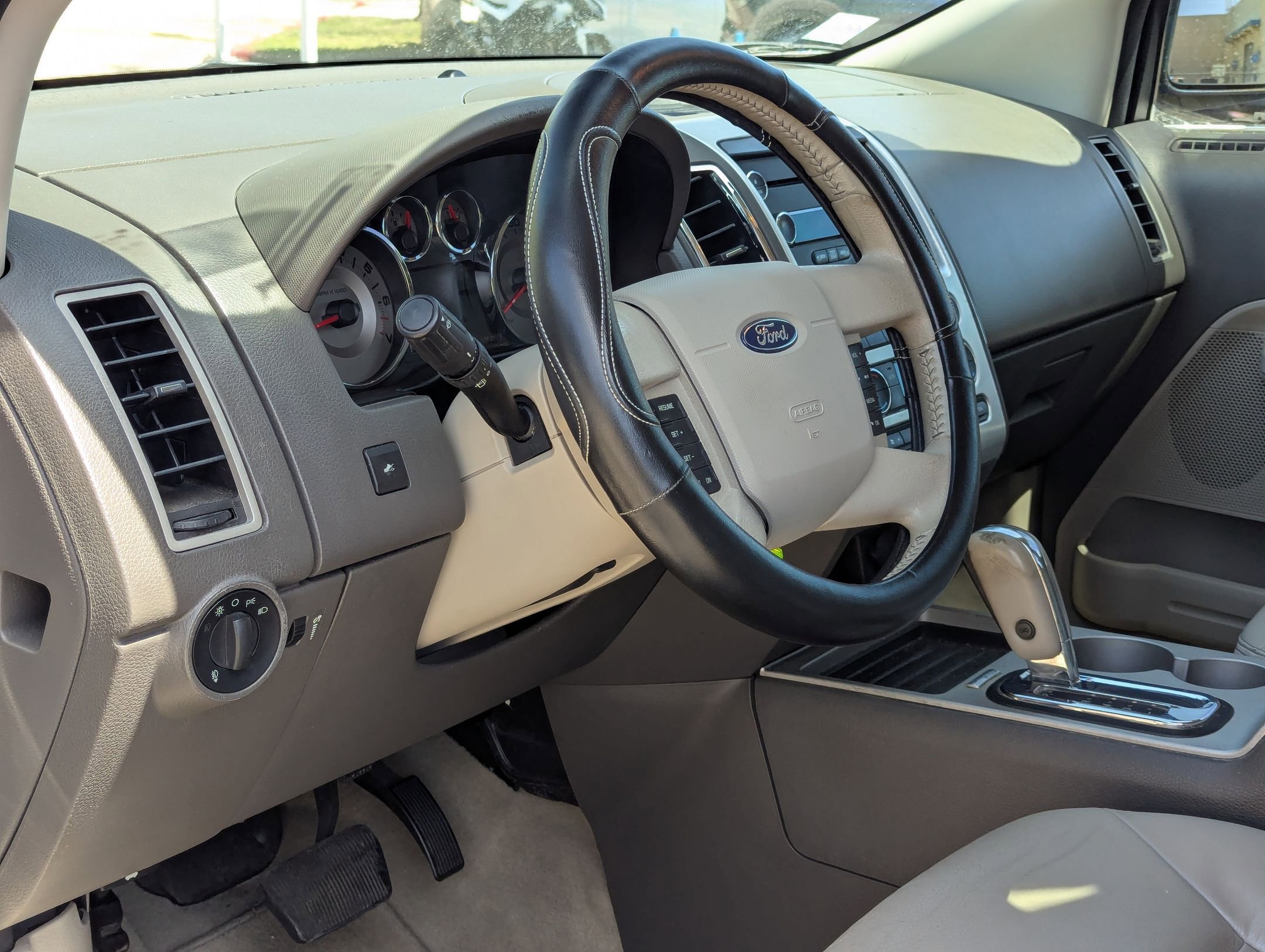 Used 2008 Ford Edge Limited image 12