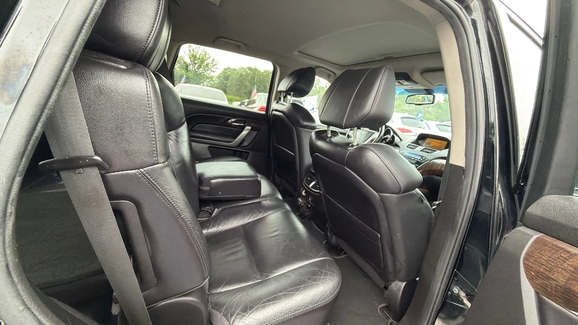 Used 2011 Acura MDX w/ Technology Package AWD/4WD image 35