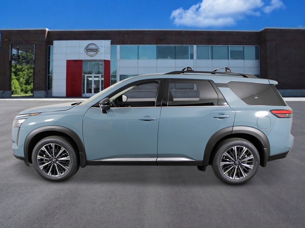 New 2026 Nissan Pathfinder Platinum FWD image 2