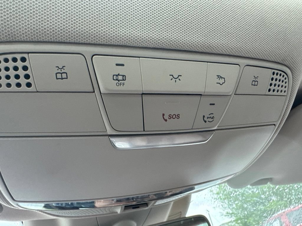 Used 2019 Mercedes-Benz E 300 4MATIC image 19